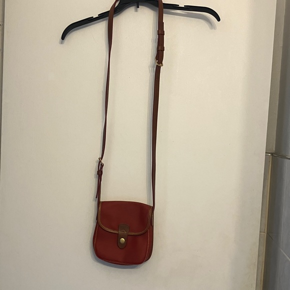 Dooney & Bourke All-Weather pebble Flap north south crossbody leather trim - Picture 8 of 9